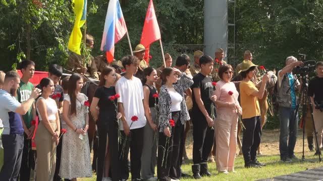 В ЦЕНТРЕ ВНИМАНИЯ 20 07 2023 81-АЯ ГОДОВЩИНА ПОДВИГА 110-Й ОККД