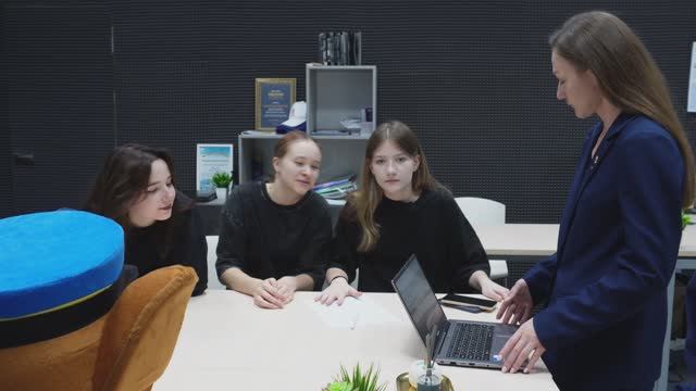 Поступайте в наш медиакласс!