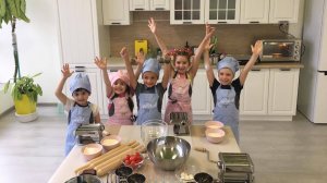 Праздники в кулинарной студии "Вишня"