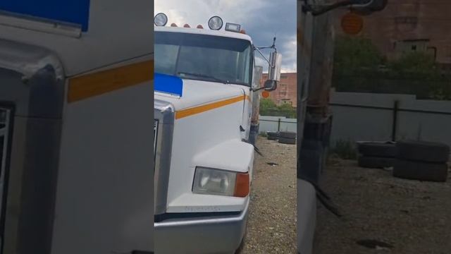 Volvo/Whte. Cummins NTA 14