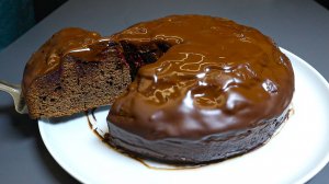 Простой и дешёвый рецепт шоколадного торта. Вкусный и бюджетный торт.