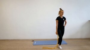 Художественная гимнастика: 7 тренировка со скакалкой