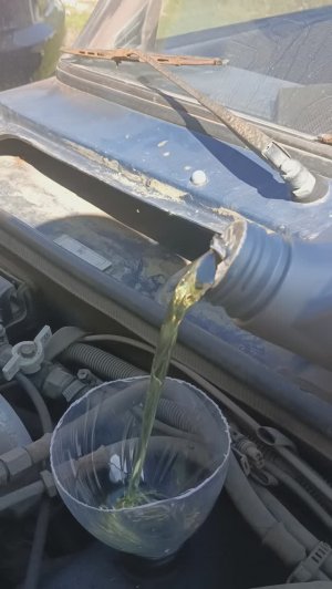 Слишком жидкое масло  Газпромнефть