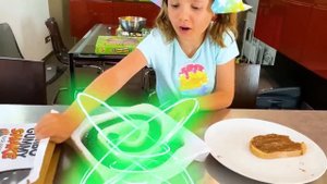 Мистер Макс Макс и Катя со своими красками