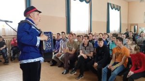 'Катюша' под гармонь в Доме-интернате.