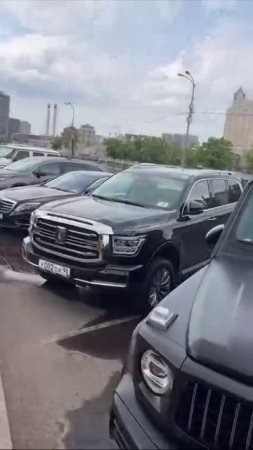 А ещё говорят, что инвалиды в России плохо живут.