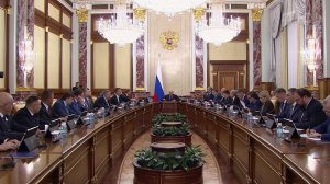 В правительстве обсуждали поддержку многодетных матерей и правила для маркетплейсов