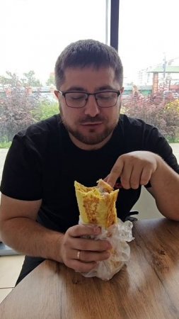 Тестим Ливанскую Шаурму 🌯 во Вкусно есть 🍖 часть 2