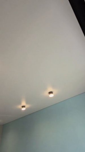 Натяжной потолок в частном доме