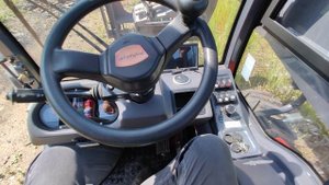 Телескопический погрузчик TX1500
