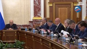 Мать-героиня: новое пособие и льготы для многодетных семей в России