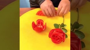 Невероятные розы из помидоров