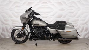 Harley-Davidson CVO Street Glide vin 5HD1PX652PB952001