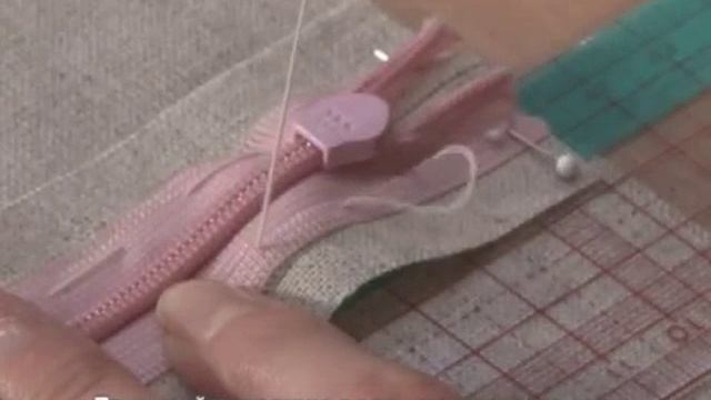 Лапка для потайной молнии