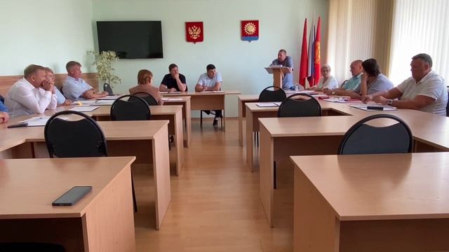 Назаровские депутаты раскритиковали работу подрядчиков в городе по наведению порядка