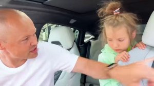 Мистер Макс Выбрал папе новую спортивную машину