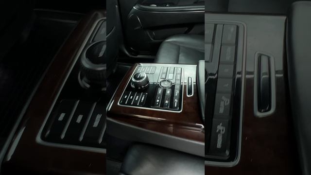 Hyundai Equus Седан 4-дв. Elite 3.8 GDi AT 2013г
