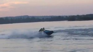 Стоячий Гидроцикл Yamaha Wave Blaster (TZ 700) .рф [2]