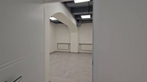 Стрит ритейл 132м² с витринным окном на трафике