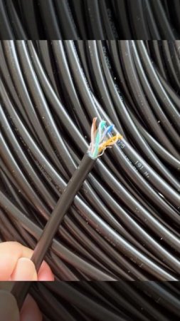 Экранированный кабель витая пара F/UTP 4PR 24AWG Cu CAT 5e, OUTDOOR (0.52)