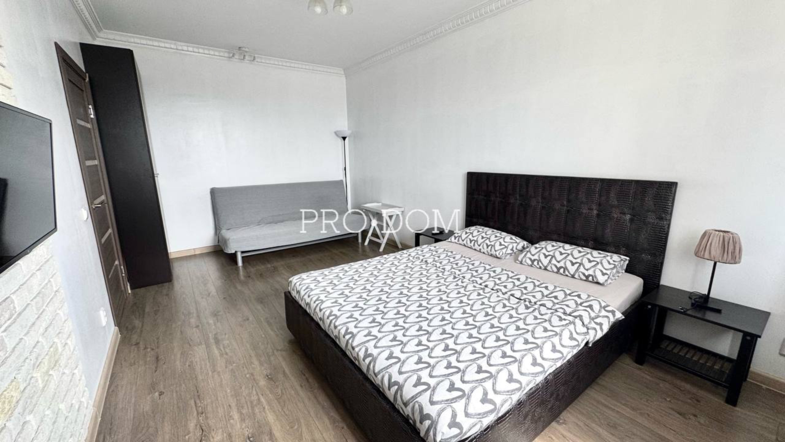 Продается 1-комнатная квартира в одном из лучших спальных районов Южно-Сахалинска! смотреть онлайн