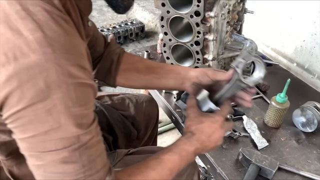 Мастерски переделанный ремонт двигатель Toyota Pickup объемом 2400 куб.см смотреть онлайн