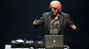 Giorgio Moroder - Paul's Theme (Cat People)