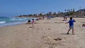 Набережная и пляж в Хайфе в районе Хоф акармель