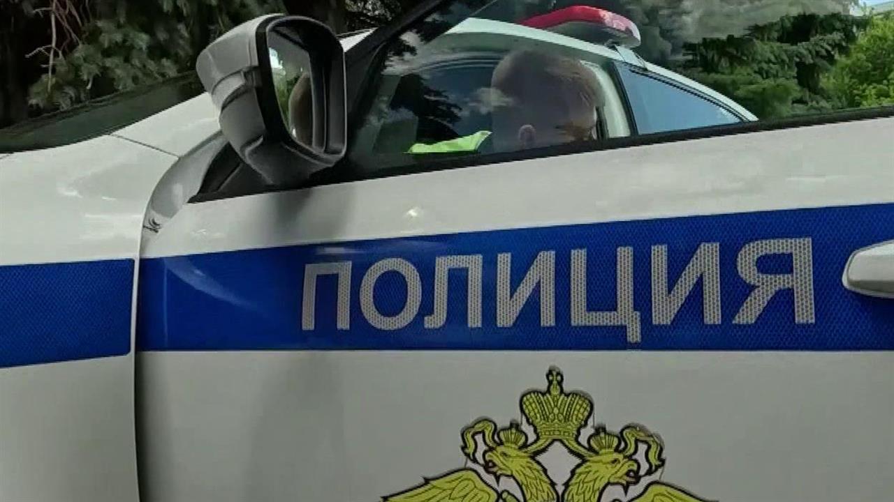 В Белгородской области сотрудники ГИБДД спасли мужчину, который истекал кровью