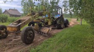 Думала сделают дорогу, но хватило только на одну машину. Купила материал, будем строить