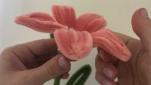 ЛИЛИИ ИЗ СИНЕЛЬНОЙ ПРОВОЛОКИ. ВАРИАНТ 2