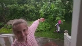 розы под дождём,  варенье из клубники
