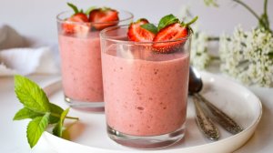 🍓 Воздушный десерт из клубники в стакане