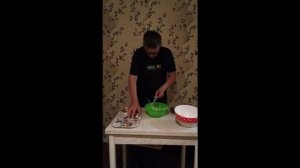 посмотри и придумой название