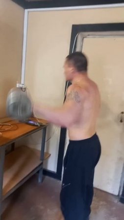 Разводка на средний пучок дельт
