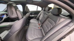 Mercedes-Benz E 300 4MATIC