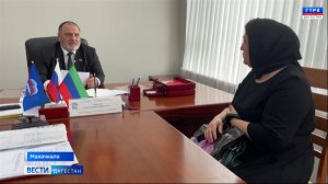 Депутат Госдумы Сайгидпаша Умаханов провел прием граждан