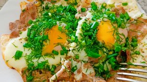 Бекон и яйца на завтрак. Вкусно и Сытно.
