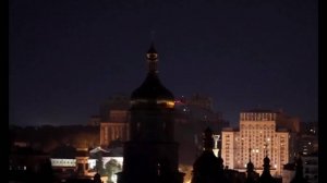 🔴Кадры сегодняшнего ночного удара «Геранями» и баллистикой по целям в Киеве🔴