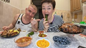 Мукбанг барствуем в НОЧИ) Нагуляли ЗВЕРСКИЙ аппетит, поедаем РЁБРА наперегонки) Семейный ужин Россия