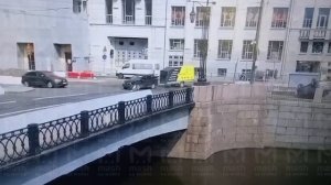 Автомобиль перевёртыш на набережной Мойки