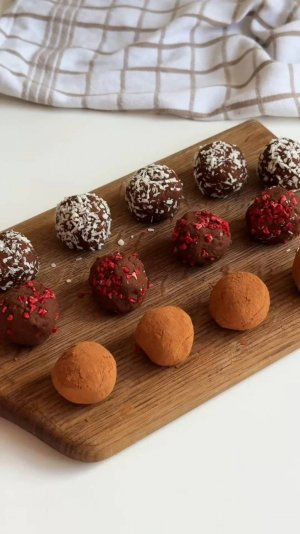 Конфеты из нута с финиками и арахисовой пастой от автора lusya_food_mood ✨#foodru #рецепты #пп