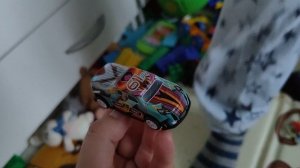 играем в детские машинки