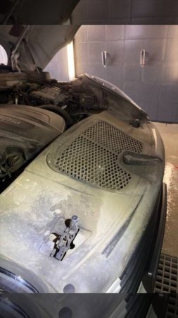 Мойкадвигателя и подкапотного пространства Porsche Macan  #мойкадвигателя  #porsche  #porschemacan