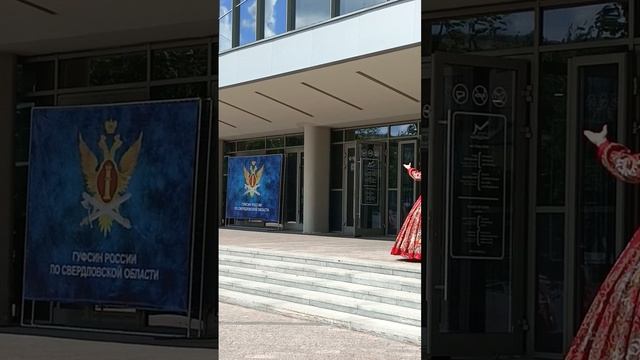 Матушка Земля. Концерт в честь открытия выставки тюремного творчества у Дворца Молодежи.