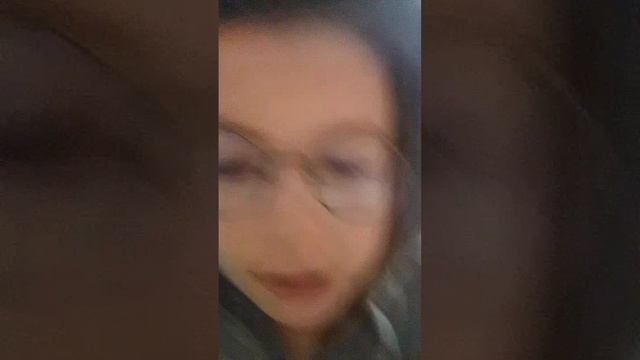 Арунтур по нашей комнате