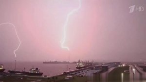 На Санкт-Петербург обрушилась сильная гроза