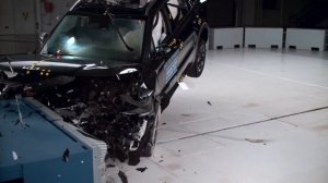 Краш-тест Kia Sorento 2025