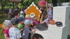 Как мы отмечали День Рождения Бабы Яги и варили волшебное зелье!