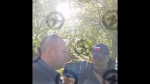Нелегальный торгаш в грубой форме предложил дружинникам «не вмешиваться в его дела, а ехать на войну